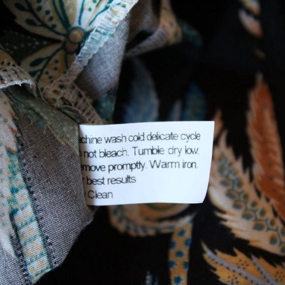 Authentic Hawaiian Dress, NWOT - Picture 6 of 11